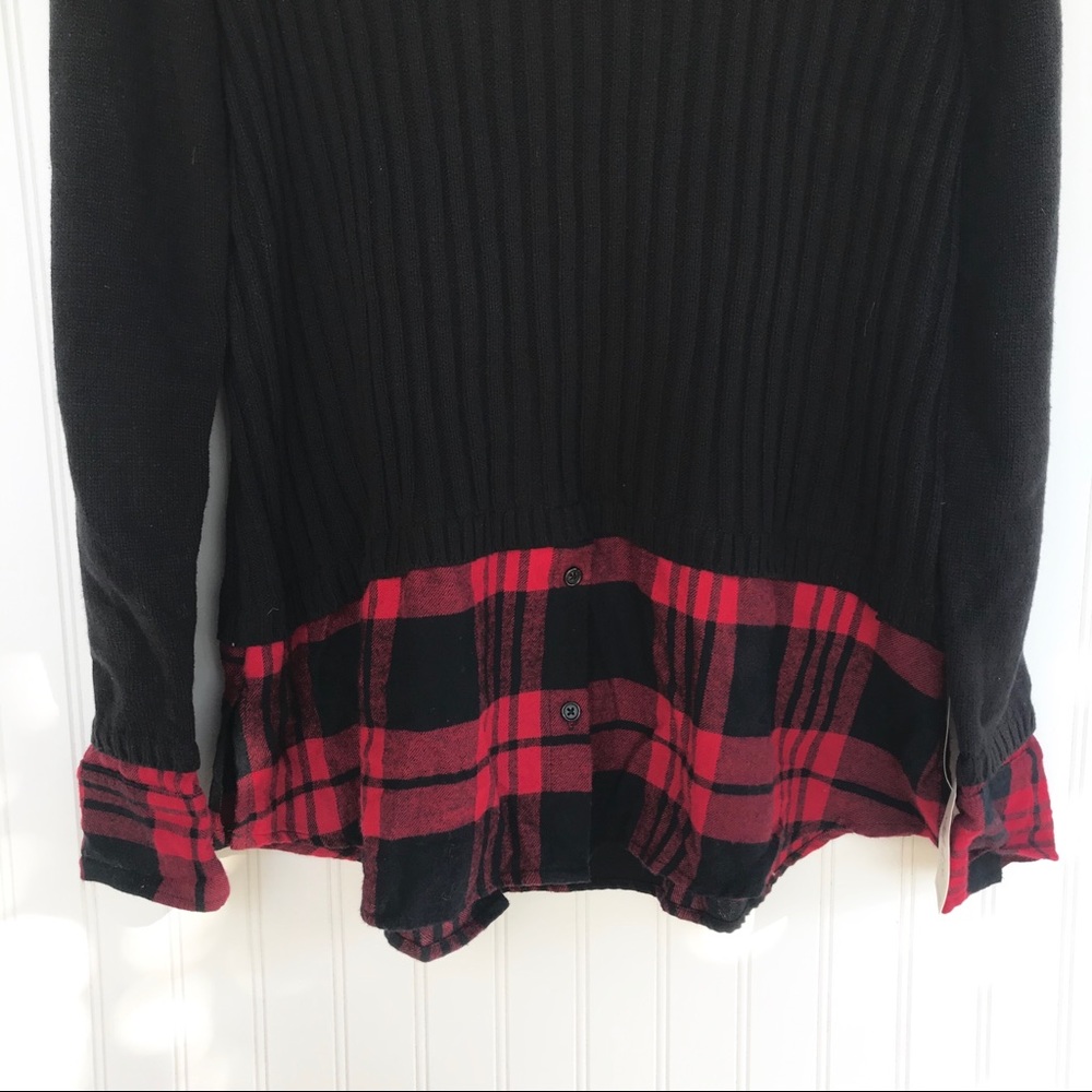 Black Sweater - Picture 4 of 8